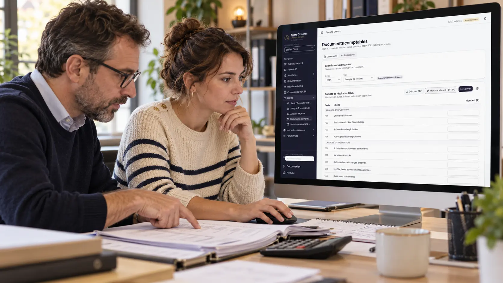 Des représentants du CSE consultent les documents comptables dans Agora Connect